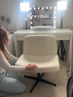 Iv linked it above ⬆️ this is such a stunning big chair! 🤭 #fyp #tiktokshop #trending #chair #setup 