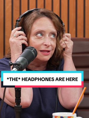 A historical artifact has entered the studio. #racheldratch #headphones #goodhangwithamypoehler 