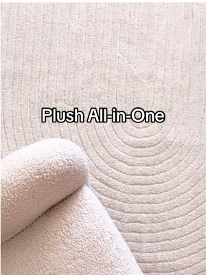 For us, personally, it’s so we can live out our white-rug-dreams, no matter how many dogs we have. #plushrug #washablerug #floortime #ruggable #minimalisthome #cozyautumn @ashleylabarrie 