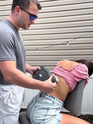 This one gives the chills after work every time #backmassager #wirelessmassager #massager #deeptissuemassage #backpainrelief 
