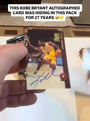 His reaction to pulling an autographed Kobe Bryant card 🙌💜  (Via Johnny Cards/YT)