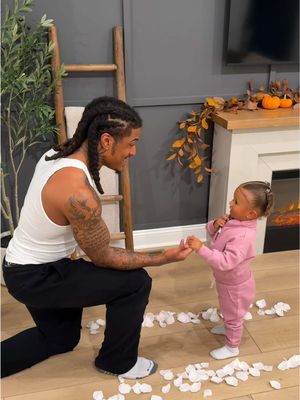 Proposing to my daughter🤣🩷 #daddysgirl #girldad #toddlersoftiktok 