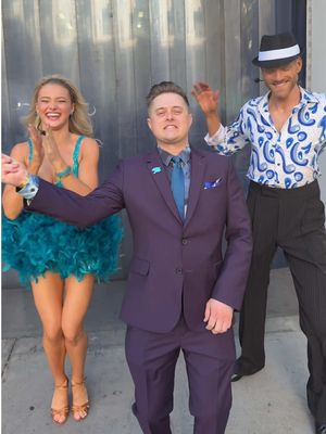 WE LOVE YOU @mrgrabeel AHHH!!! 😭💖 Vote by texting SCOTT to 21523 and vote online 10 times!!! 5-7pm PT!!! 🥹🎤 🎭 @Dancing with the Stars #DWTS @Rylee Arnold 