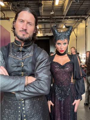 VOTING OPEN NOW!!! Text ALIX to 21523 10x and on abc.com 10x #dwts #dancingwiththestars @Val 