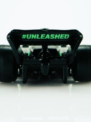 8 teams. All angles. Every curve. Every detail. #HotWheels #F1