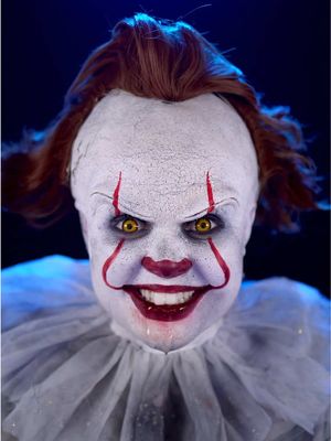 HIYA GEORGIE 🎈AHHHH my first Pennywise makeup!!! I’ve done girly pennywise’s before but never him himself 🤡 I loveeee how this turned out, he was so fun to play as well 🫶🏻 Using the @Mehron Makeup cream paint sticks and paradise AQ palette 🎨 #sfxmakeup #pennywise #halloween #cosplay #fyp 