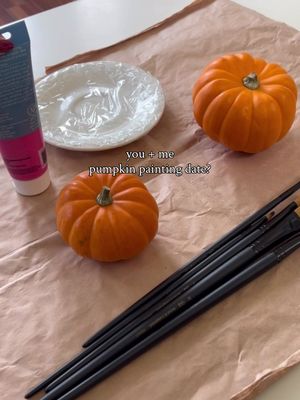 Send this to your bestie!! 🎃🎀  #pumpkinpainting #fallactivities #bestiedate #fallcrafts #fallpartyideas 