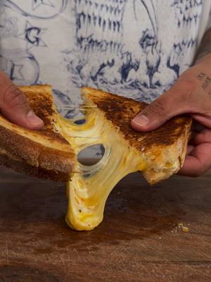 Disneyland Grilled Cheese #disneyland #grilledcheese #sandwich 