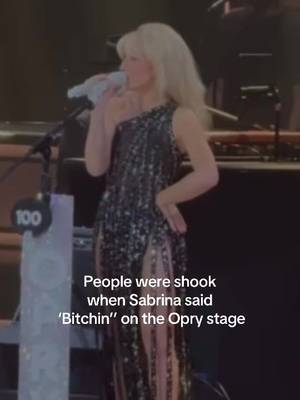 I mean… she said BITCHIN’ on the Opry stage. That’s a storyline. #sabrinacarpenter #sabrinacarpenteredit #grandoleopry #opry #slimpickins 