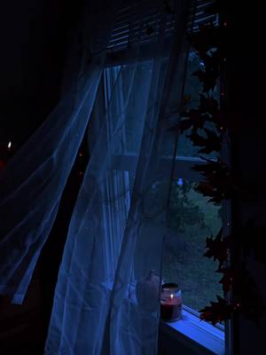 this video is so eerie I love it 🤣💜 #bluehour #aesthetic #cozyathome #cozycore #fypシ゚viral 