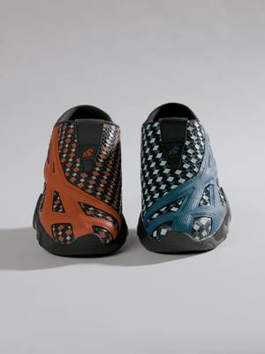 Unboxing the GEL-STYRAX™ sabot-style sneaker reimagined for the ASICS NOVALIS™ Collection, a collaboration between #kikokostadinov and #ASICS. #sneakers #sneakerhead #sneakercollection #asicssportstyle #novalis