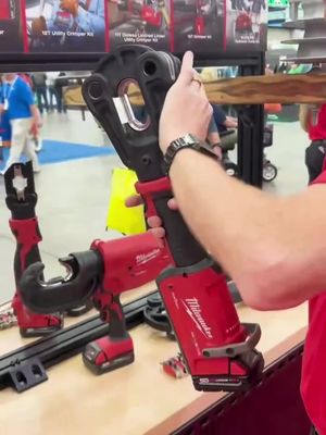 The Fastest Way to Crimp. M18™ FORCE LOGIC™ 12T Latched Linear Crimper.  #UtilityExpo2025 #MilwaukeeTool #NothingButHeavyDuty  