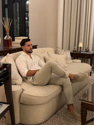 White & stone 🤌🏼  #elegant #outfit #OOTD 