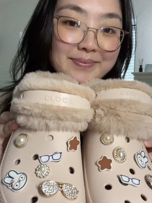 You’ve heard about sports mode for your @Crocs , but what about vision mode??? 👀👓 @tiffany_soe makes custom jibbitz for our crocs this FALL, featuring our Density Frames.