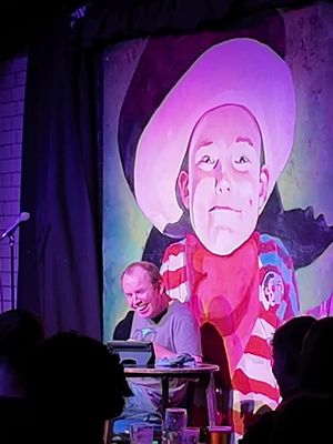 Trying to explain cerebral palsy in tech terms… this is the best I’ve come up with 😂 If your body was a piece of outdated tech, what would it be? Answers in the comments! Filmed at the Stand Comedy Club in Newcastle. #Comedy #StandUpComedy #DisabilityComedy #TechHumor #Relatable #AccessibilityMatters