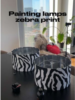 Part 4: Painting the lamp shades with zebra stripes 🦓💋 #redecorating #DIY #painting #interior #interiordesign 