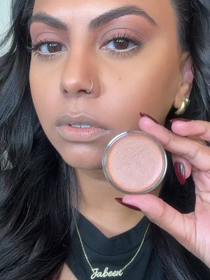Brown girl lips, but make it colour-true 💄✨ @M·A·C Cosmetics Canada Lip Erase = my new secret weapon for flawless lip combos. #MACLipErase #BrownGirlApproved #maccreator #MACCosmeticsCanada  @maccosmetics  👩🏻‍🎨 @Liz.Layton.mua 
