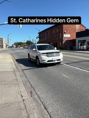 St. Catharines Hidden Gem: Fat Rabbit @fatrabbit #stcatharines #stcatharinesontario #niagrafalls #niagrafallscanada #brockuniversity 