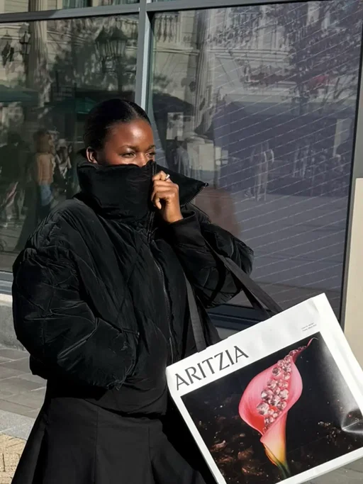 Me and this puffer jacket go together so good. #pufferjacket #aritzia 
