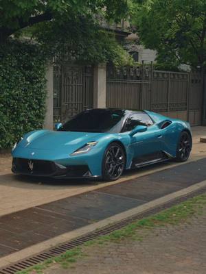 This video understood the assignment​ #Maserati #MaseratiMCPURA #CarsOfTikTok #LuxuryCars #CarSpotting 