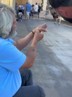 this weekend while i was walking thru vegas, i noticed a man who was clearly down on his luck playing a jelly roll song hoping to make some money to continue getting by. i facetimed jelly and luckily he answered. after we stopped filming, the man and i shared a hug and we could hear him yelling “woooooo” as we walked away. i actuall got pretty emotional after and i was so happy that jelly made that man’s day and maybe even kept him going another day.