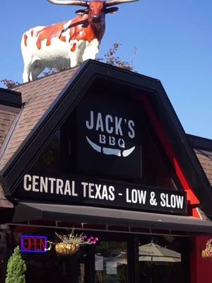 When the Mariners win in the Playoffs, The Big Dumper is only $12 at @Jack’s BBQ! 1 pound of meal piled on a Brioche Bun. Brisket, Pulled Pork, Sausage Link and Queso. Keep rooting for Mariners wins and good things happen. #mariners #bigdumper #bbq 