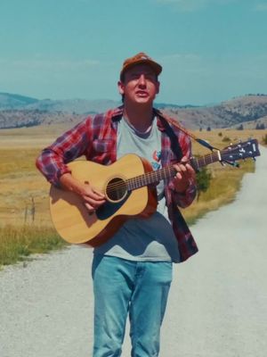 Fool’s Gold has been out for two weeks and your guys’ response has absolutely blown us away🦬🦬thank you so much for the love on the song!! #newmusic #folk #folkmusic #buffalotrafficjam #newsong 