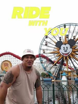 “YOU GIVE ME PEACE & CHAOS BOTH ST THE SAME TIME!”  Anybody else know this kinda love?! 😍😡😏😤 “Ride With You” drops this Friday, 10/17! Link in bio for pre-save!  #JohnnySuite #RideWithYou #NewMusic #IslandReggae #Polynesian artist 