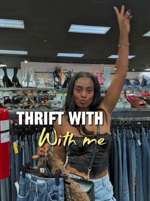 I’m not above a good thrift find…actually, I live for it 😌✨ Just hit up @uptown_chandler in Chandler and y’all… the fall finds?? TOO GOOD. I even found pieces for my Oregon trip 👀🍂 Also, 11 DAYS OF DEALS start Oct 15 (yes, including $1 days 😭). Go shop, sell your clothes, and thank me later for the savings [hosted] #arizonaplaces . . . . #arizona #phoenix #arizonainfluencer #scottsdale   