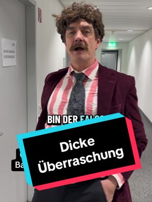 Heute überrascht unser Falco Barbara Schöneberger in ihrer Maske 🤣 🔥 Und Du bist mit dabei 🔥 #fyp #matzeknop #comedy #viral #foryoupage❤️❤️ #überraschung 