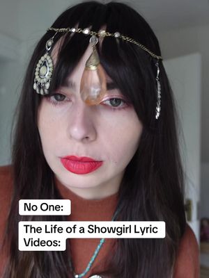 Only Taylor Swift could have me watching a 3 minute video of her doing a kissy face ❤️ #taylorswift #thelifeofashowgirl #funny 