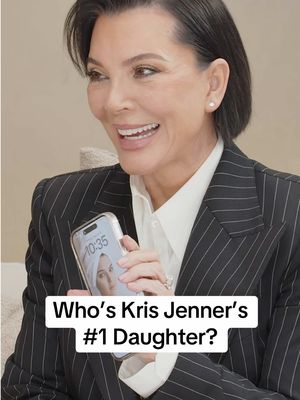 @Kris reveals who’s the background on her phone and how she makes time for all of her kids 📱 🎙️ #NotSkinnyButNotFat with @Amanda Hirsch  #KrisJenner #Kardashians #KrisJennersFavoriteDaughter #PodcastClips 