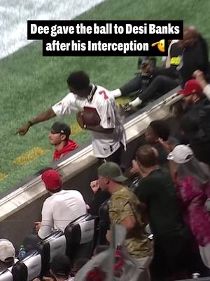 Dee 🤝 @Desi Banks  #atlantafalcons #nfltiktok #footballtok #football #nflfootball 