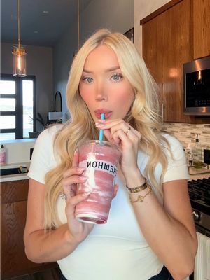 Good? Yes. Worth $135 with shipping? Idk about that 🫣 #haileybieber #erewhon #smoothies #erewhonsmoothie 