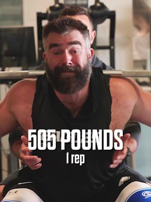 He’s still got it… kind of 😅 #eagles #nfl #jasonkelce 