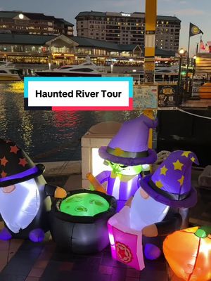 If you’re looking for something unique to do this Halloween season in Florida, then I’d recommend doing this haunted river boat tour in Tampa Florida! There were amazing skyline views and the whole boat is decked out in Halloween decor. It was so fun hearing different spooky stories about Tampa’s history as well. #tampa #tampaflorida #tampariverwalk #downtowntampa #halloween @Pirate Water Taxi Tampa 