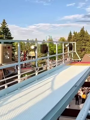 Send this to a friend for a peek at the brand new AlpenFury 🤫 📍 @canadaswonderland