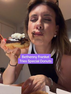 Doing the Lord’s Work🍩 #bethennyfrankel #donuts #comedy #impression 