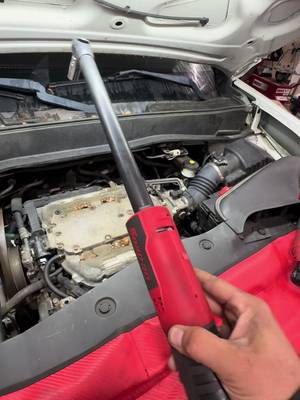 The @SnaponTools ctr869 extra long reach ratchet has been so good. 