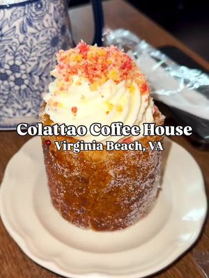 @colattao is back open! 🔥 It looks soooo good!! It’s like you transport somewhere, I love the dimness, art, and layout. It was already nice and cute before but now they really did their big one lol 👏🏽 Per usual it was pretty busy but I think even more now that everyone wants to see the space. Since it’s bigger I can see once it dies down definitely easier to find a seat! Everything was yummy and the food didn’t take long after ordering so service was on point. The Strawberry Crunch Cruffin omggggg, addicting! They have other flavors I will have to try now. You already know I’ll be back 💙 • • #StormChasers #757 #vabeach #va #virginia      