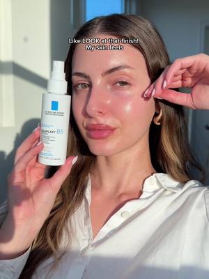 Cicaplast B5 spray is your skin’s safety net 💧✨​ ​ #LaRochePosayUSA #LifeChangingDermatology #DrySkinFix​