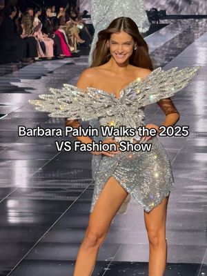 No one had more fun than #BarbaraPalvin at the end of the 2025 #VSFashionShow runway. 