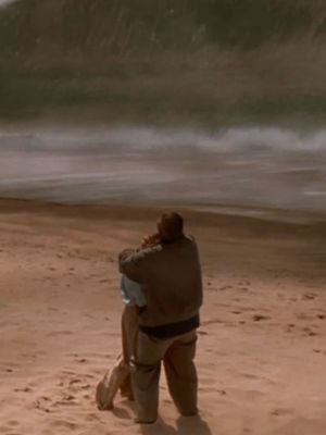 "Telling of a mission to divert a comet strike on Earth, Deep Impact aimed to be as accurate as it could about what would happen in a similar scenario. A plethora of scientific advisors were hired to make sure the science was on point." -BBC, "Five times the movies got their science right" 🏔️🎞️: Deep Impact on Paramount+ #DeepImpact #MaximilianSchell #TeaLeoni #Comet #MovieTok