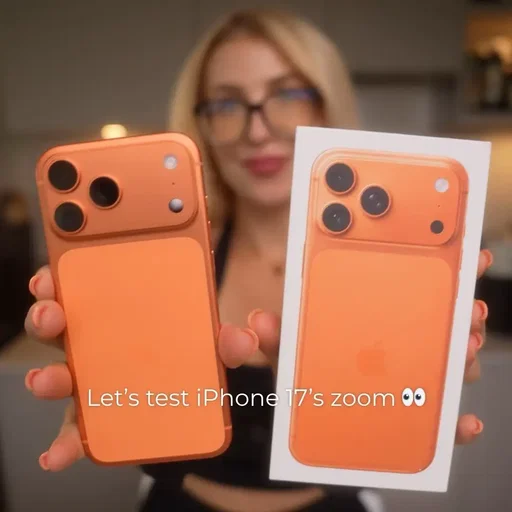 What do you guys think? Is it just me, or did the iPhone 17 turn into a mini telescope?🤔  #iphone17 #iphone17test #iphone17zoom #contentxreator #smartphonephotography 