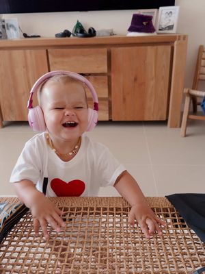 BOBBI LOVES IBIZA ❤️🤣❤️
