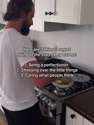 Here are 3 things I regret doing at the start of my career: 1. Being a perfectionist  2. Stressing over the little things 3. Caring what people think What are some things you regret? #mindset #atxmusician #noregrets #careeradvice #indieartist 
