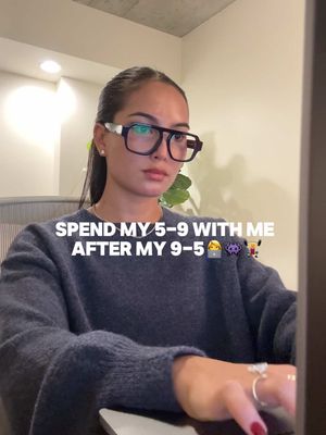 spend my 5-9 with me @hint water #hintpartner #hintwater 💙