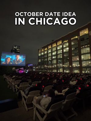 ad 🎬 Spooky season date idea in Chicago: Watch a classic Halloween movie on a rooftop at @Rooftop Cinema Club inside of The Emily Hotel in Fulton Market!  #thingstodoinchicago #chicago #fallinchicago #chicagodatenight #chicagohalloween 