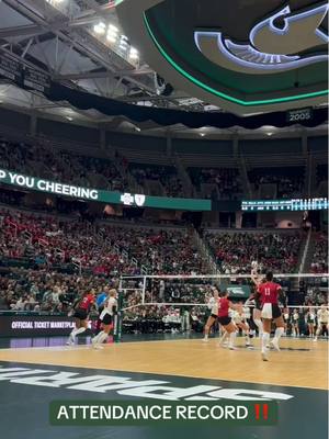 11,578 strong 💪 @Michigan State Volleyball set a new attendance record in Breslin tonight 🏟️