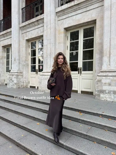 Brown-on-brown vibes: oversized braided sweater, silky midi skirt, kitten-heel boots, and a bag with a golden pop — brownie mood #totalbrown #ootd #minimalstyle #falloutfits #oldmoney